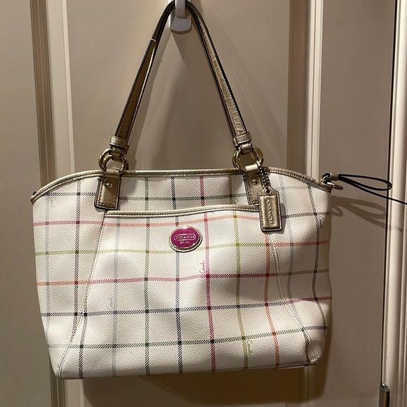 Coach Handbags - Coach Bag 👜